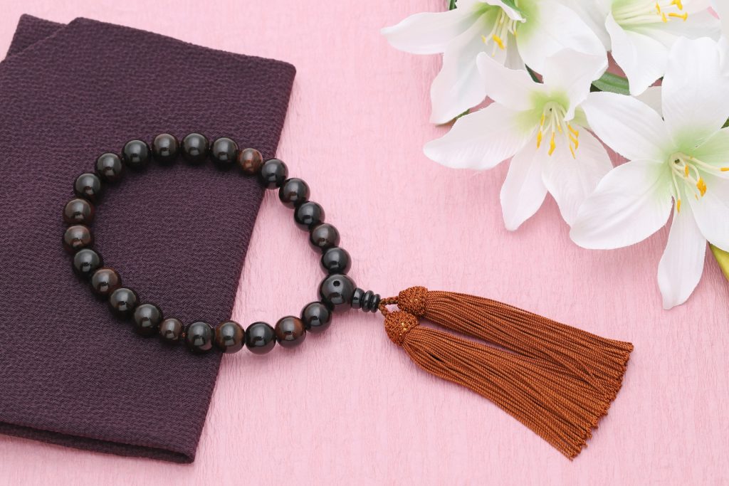 家族葬の費用を安く抑える完全ガイド|納得のお見送りを実現する方法