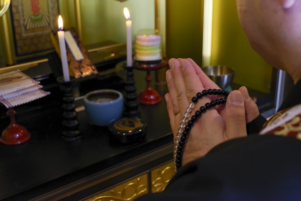 家族葬のお坊さん費用完全ガイド|相場と内訳を徹底解説