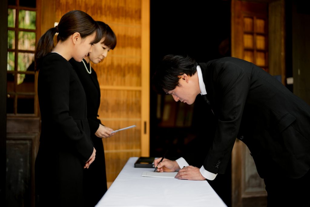 5人の家族葬を執り行う際の注意点