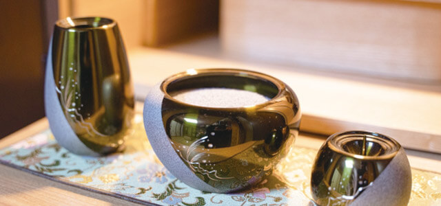 家族葬で後日の弔問は迷惑?判断基準とマナー