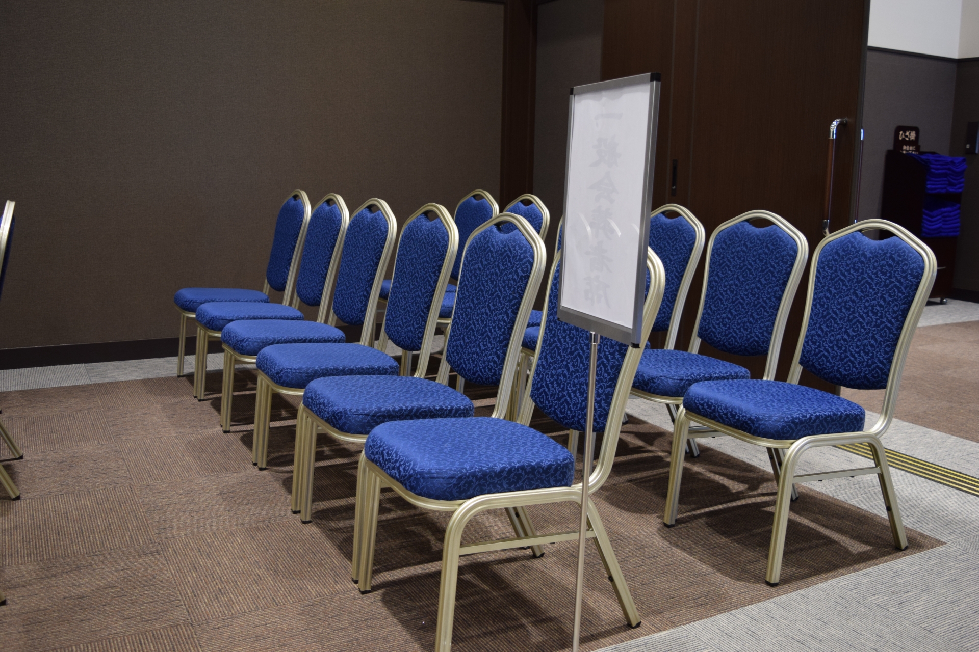 家族葬の相場は80万～120万円が目安｜費用内訳と適正価格の見極め方