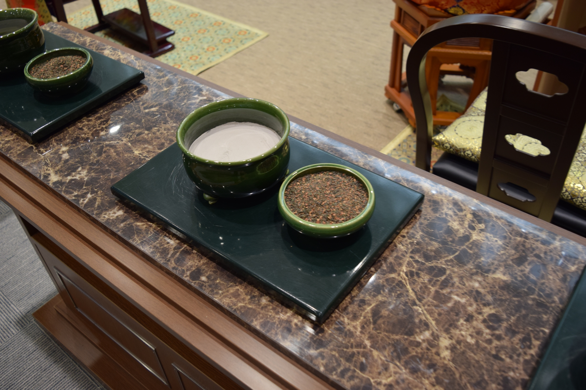 家族葬で費用を抑える方法｜安い葬儀屋の選び方と注意点