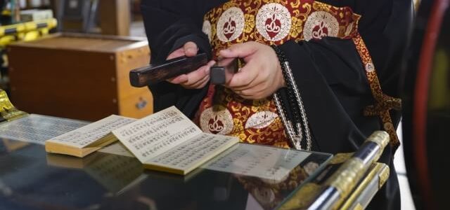 家族葬の費用負担は総額60～120万円が目安