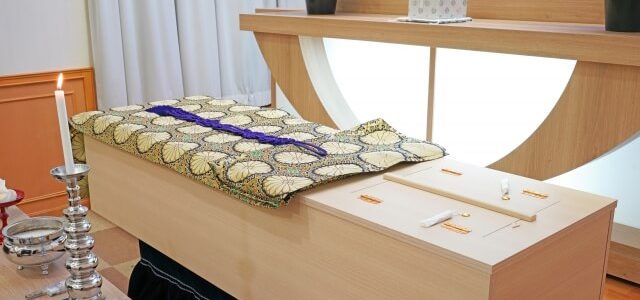 家族葬の見積書に含まれる3つの費用と内訳