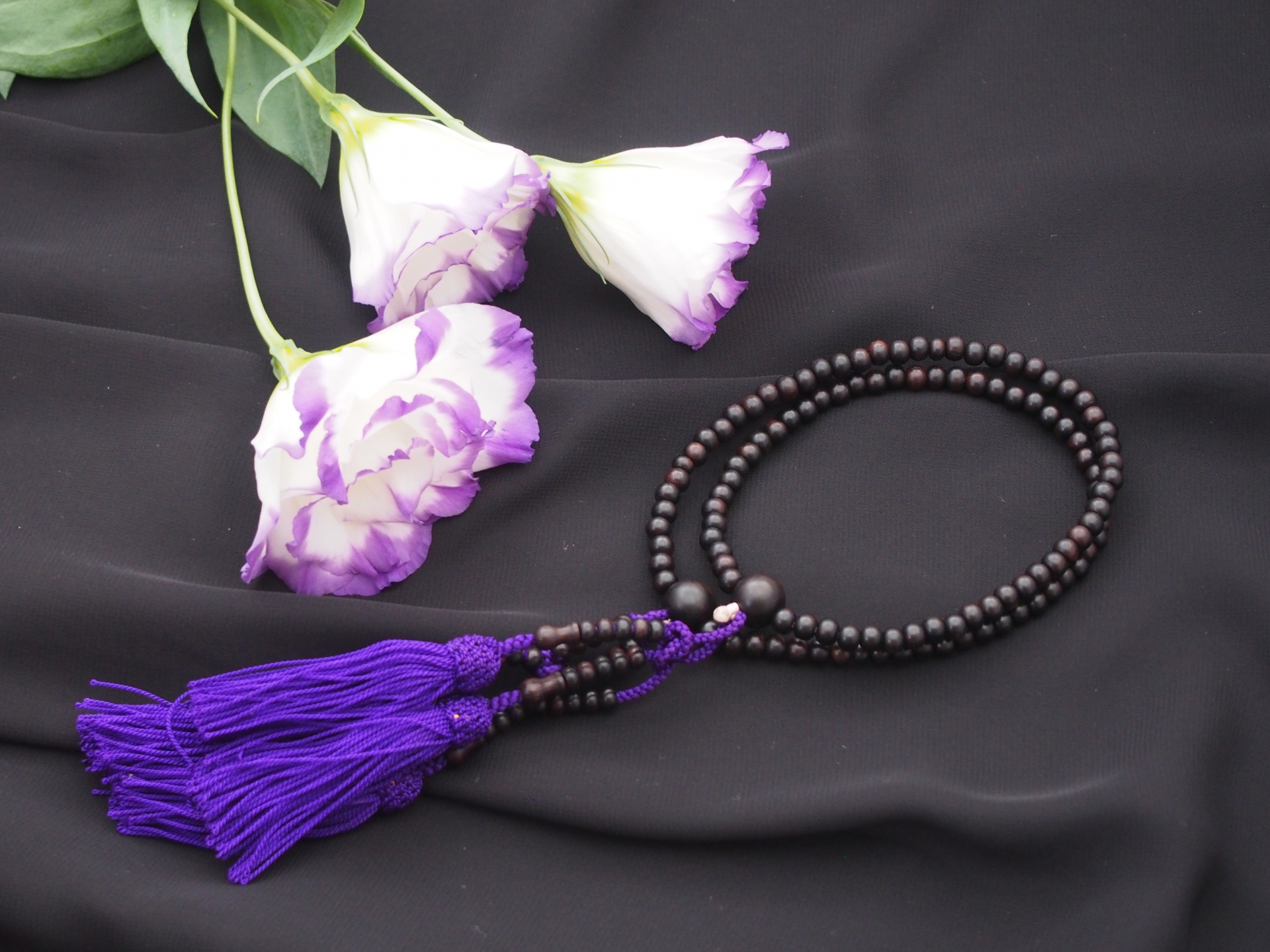 家族葬の価格・相場はいくら？費用の内訳と節約のコツを解説