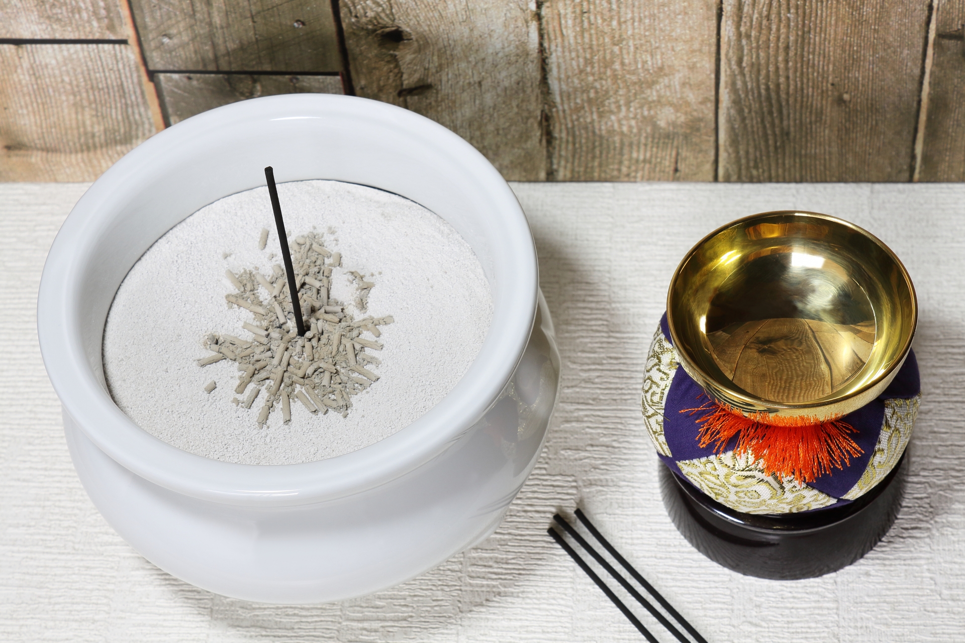 葬儀費用が一番安い選択肢とは？形式別に費用を比較して解説