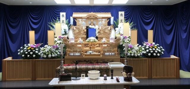 家族葬の費用を抑える前に｜平均相場と内訳を正しく理解する